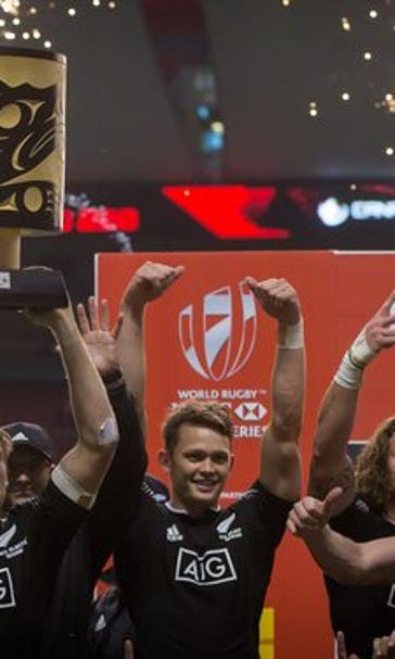 New Zealand beats South Africa 19-14 to win Canada Sevens